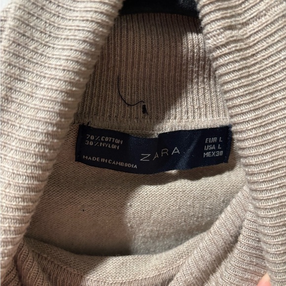 Zara Beige Turleneck Tshirt - Picture 2 of 3
